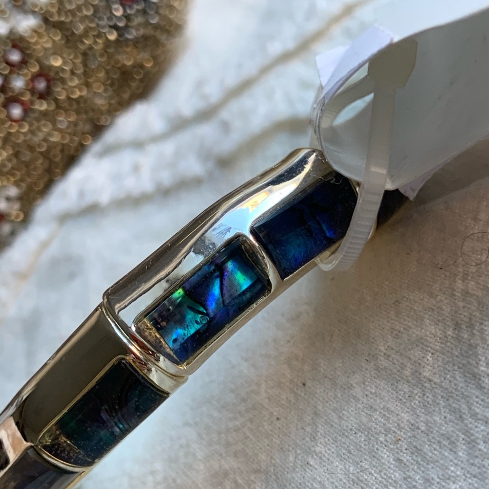 Chaps Shell Finish Bracelet - Picture 6 of 8